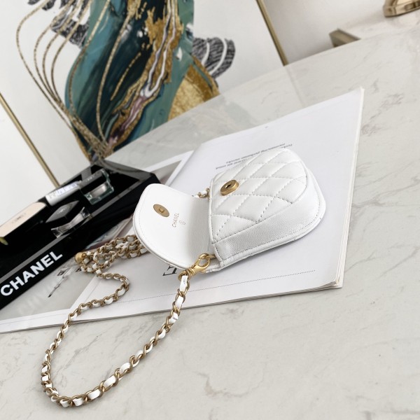 Handbag  Chanel  81462 size  9*10.5*2.5 cm