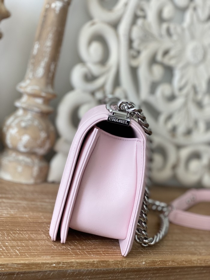  Handbag   Chanel  67086  size  25 cm