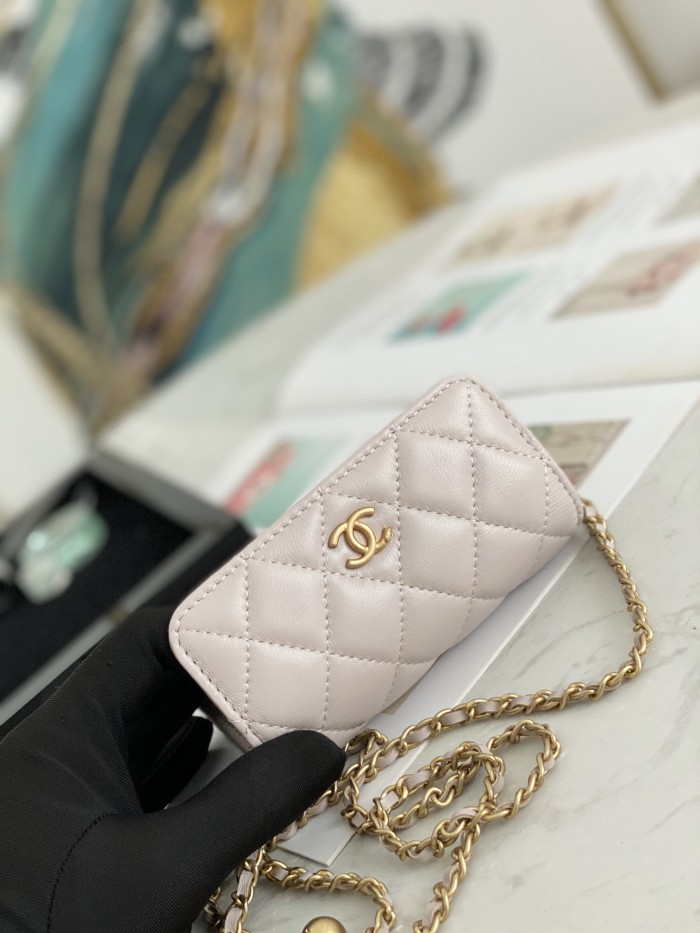  Handbag  Chanel 81135  size 12.5 9 2.5 cm