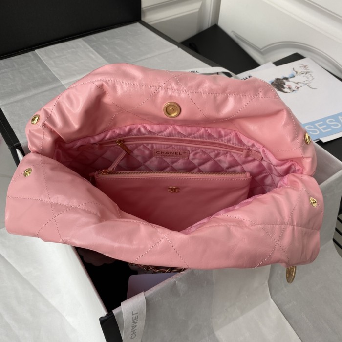  Handbag   Chanel AS3260  size  35x37x7 cm