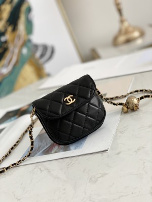 Handbag   Chanel 81462  size  9*10.5*2.5 cm