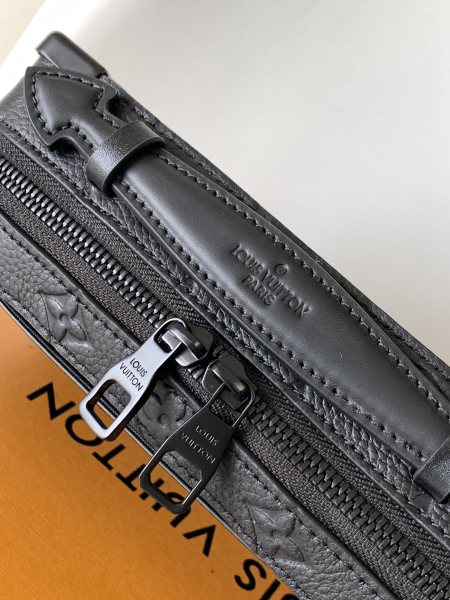 Handbag Louis Vuitton M59163 size 21.5 x 15 x 7 cm