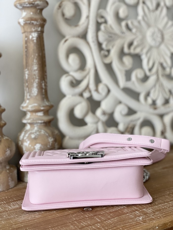  Handbag  Chanel 67085  size  20 cm