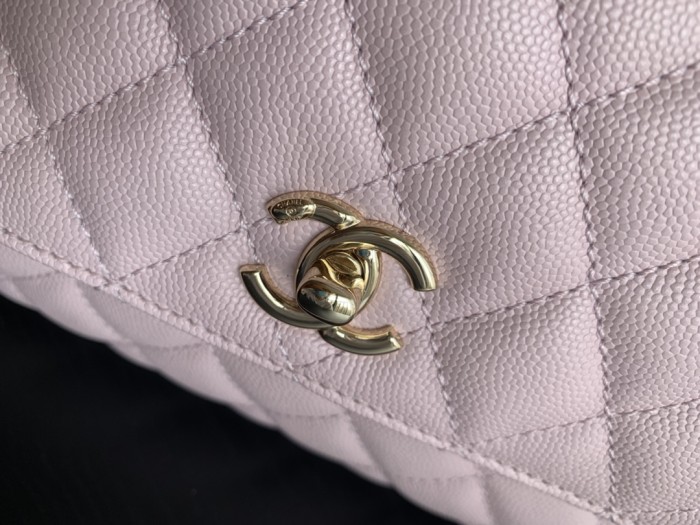  Handbag   Chanel  93925  size  24 cm