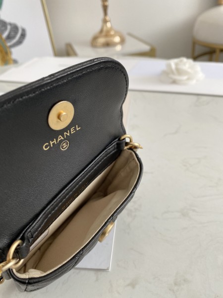 Handbag   Chanel 81462  size  9*10.5*2.5 cm