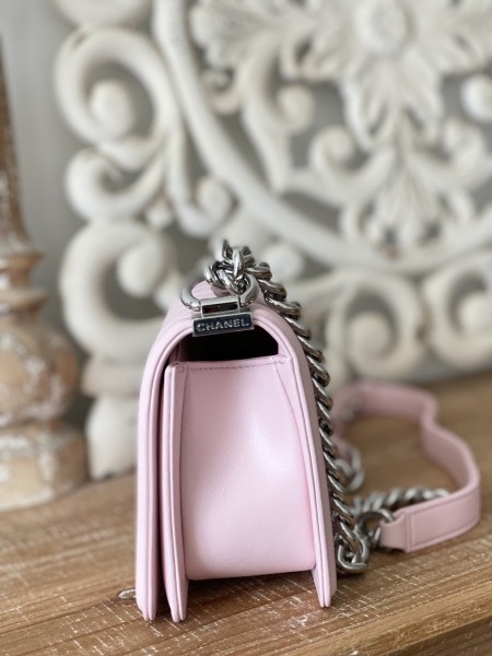  Handbag  Chanel 67085  size  20 cm