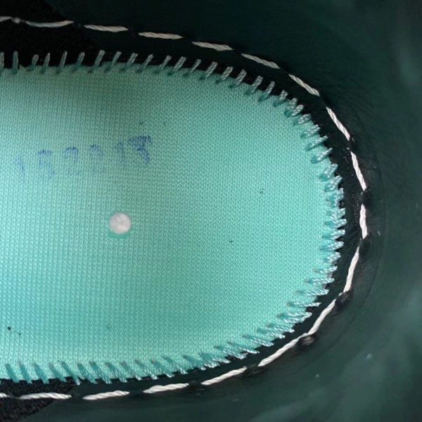 Nike Air Force 1 Low Tiffany & Co. 1837 (Friends and Family)