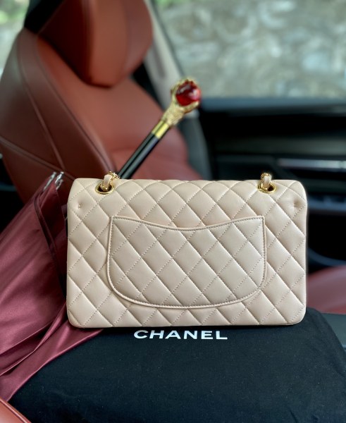  Handbag  Chanel   A01112 size  size 25.5*15.5*6.5 cm