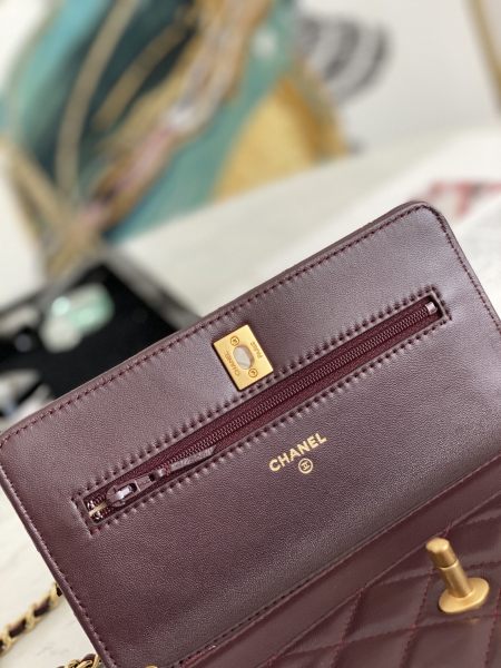  Handbag  Chanel  81133  size  19 cm