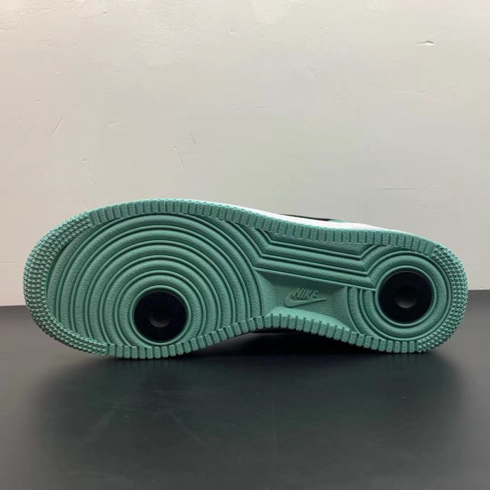 Nike Air Force 1 Low Tiffany & Co. 1837 (Friends and Family)