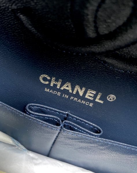  Handbag Chanel A01112  size  25.5*15.5*6.5  cm