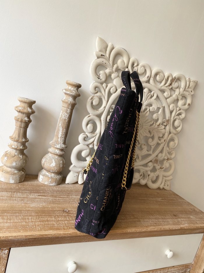  Handbag  Chanel 3128  size 51x43x3 cm