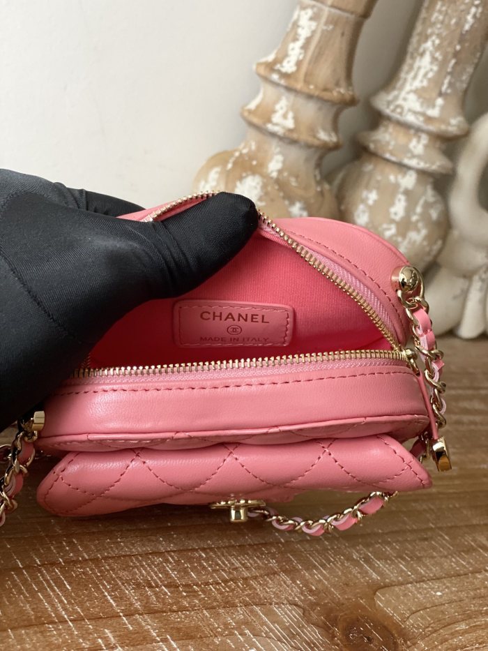  Handbag Chanel 81203  size  12×13×5.5 cm