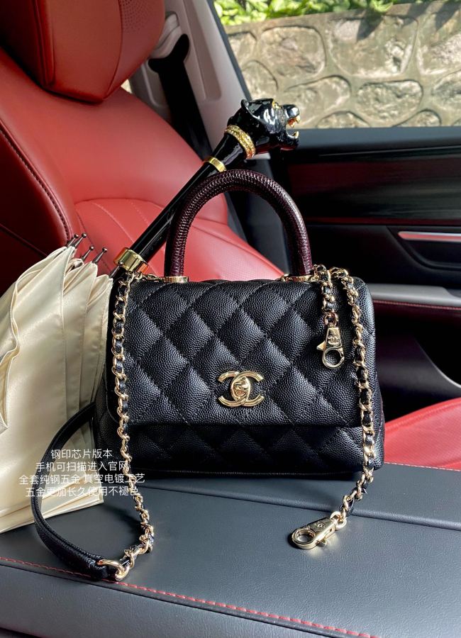  Handbag   Chanel  AS2215  size  𝟏𝟑*𝟏𝟗*𝟗 𝑐𝑚