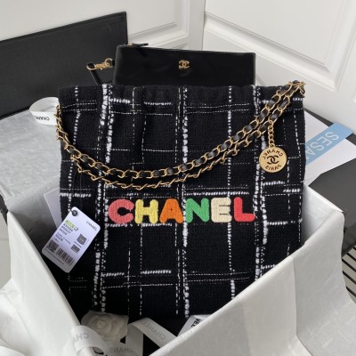  Handbag   Chanel AS3260  size  35x37x7 cm