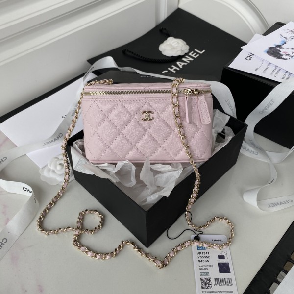  Handbag   Chanel AP1341  size  9.5x17x8 cm