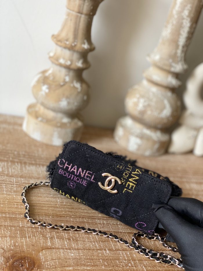  Handbag  Chanel  2623  size  14x10 cm