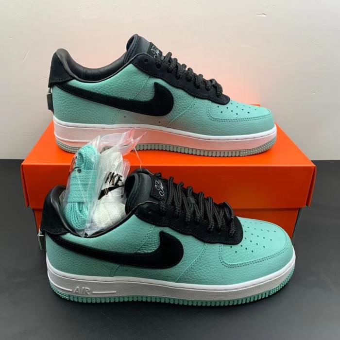 Nike Air Force 1 Low Tiffany & Co. 1837 (Friends and Family)