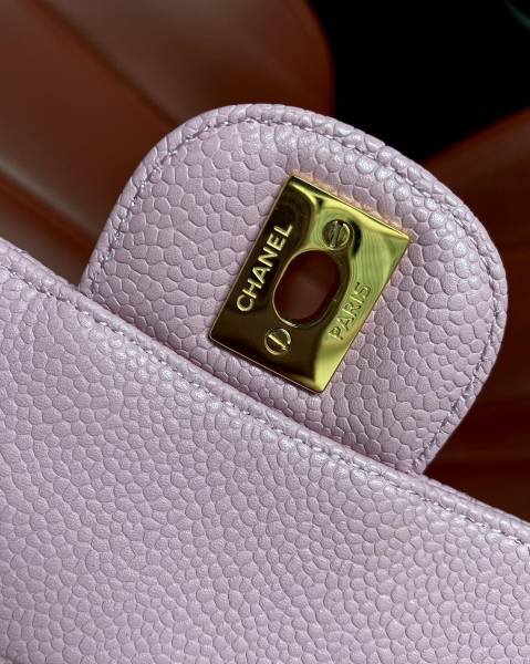  Handbag  Chanel  A01112  size  25.5*15.5*6.5  cm