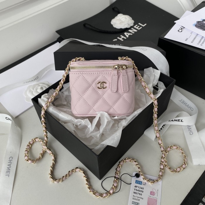  Handbag   Chanel  AP1340  size  11×8.5×7 cm