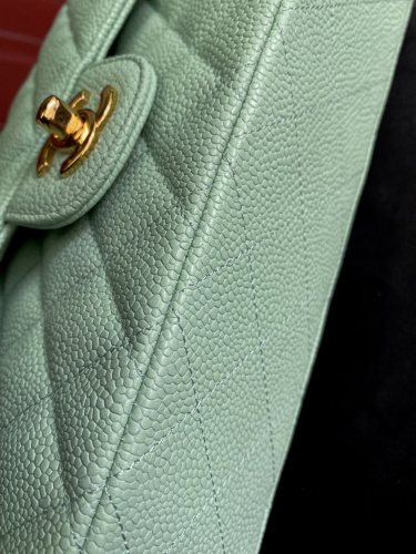  Handbag  Chanel A01112  size  25.5*15.5*6.5  cm