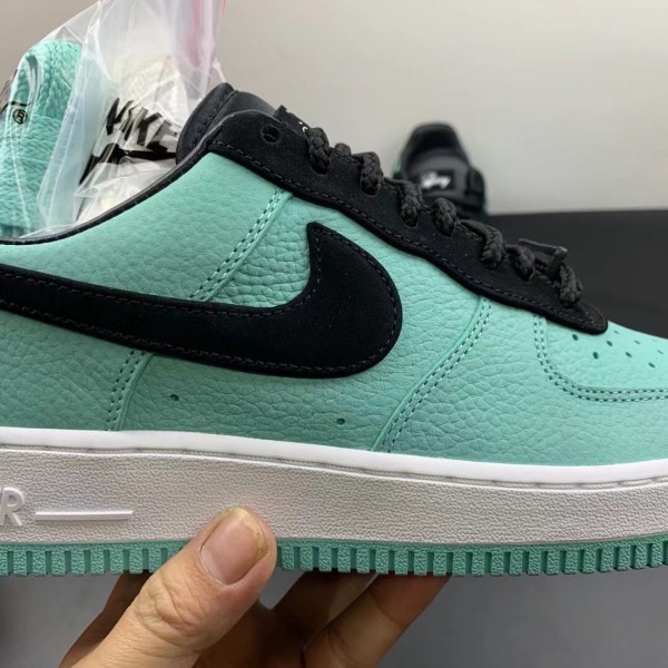Nike Air Force 1 Low Tiffany & Co. 1837 (Friends and Family)