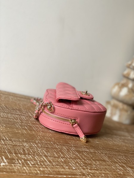  Handbag Chanel 81203  size  12×13×5.5 cm