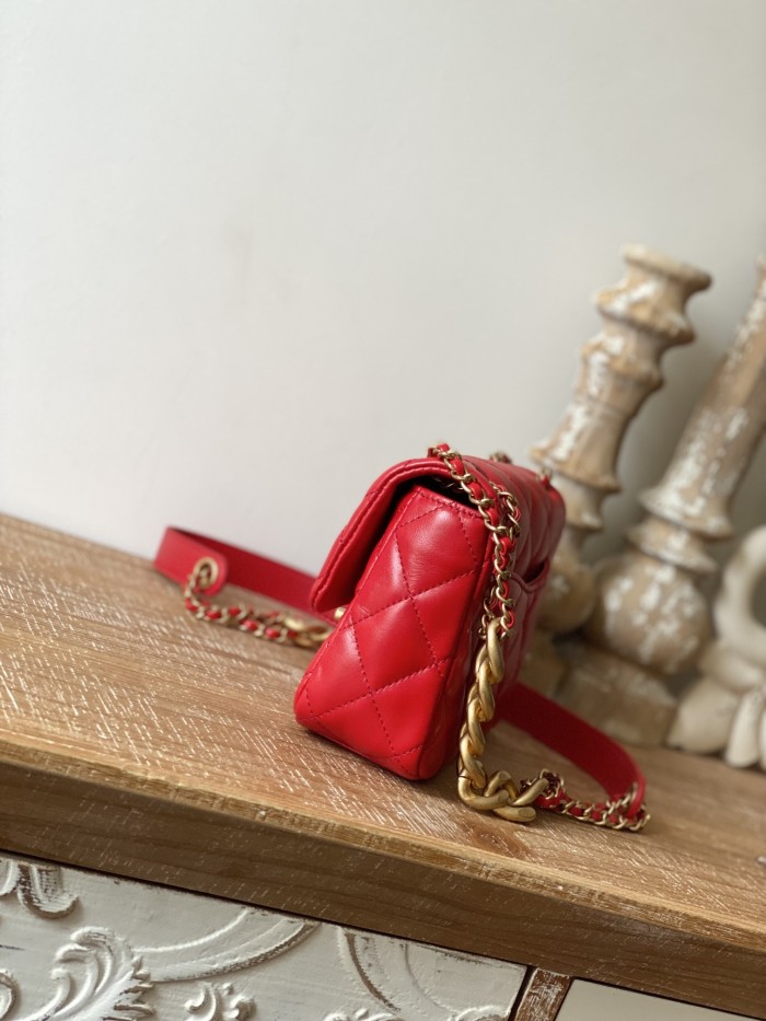  Handbag  Chanel As3109  size  19*14*6 cm