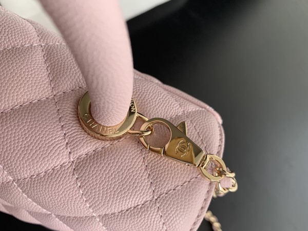  Handbag   Chanel  93925  size  24 cm