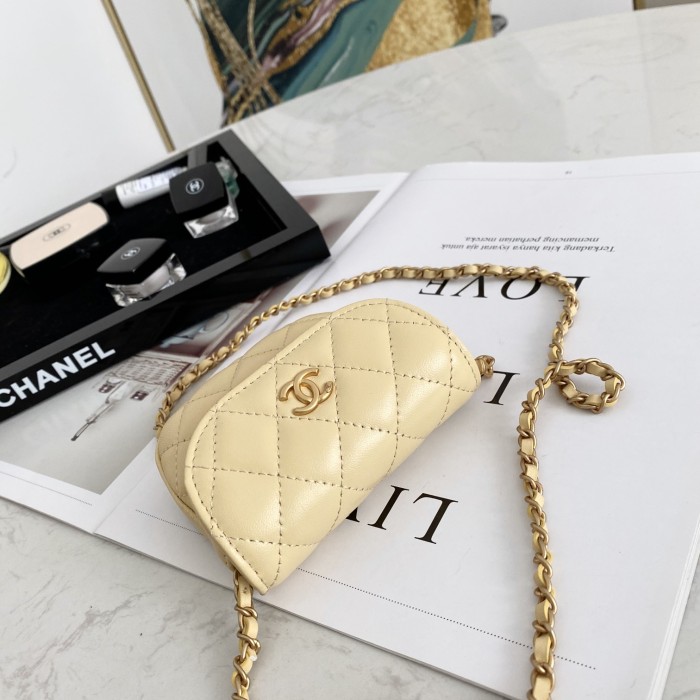 Handbag  Chanel  81462  size  9*10.5*2.5 cm