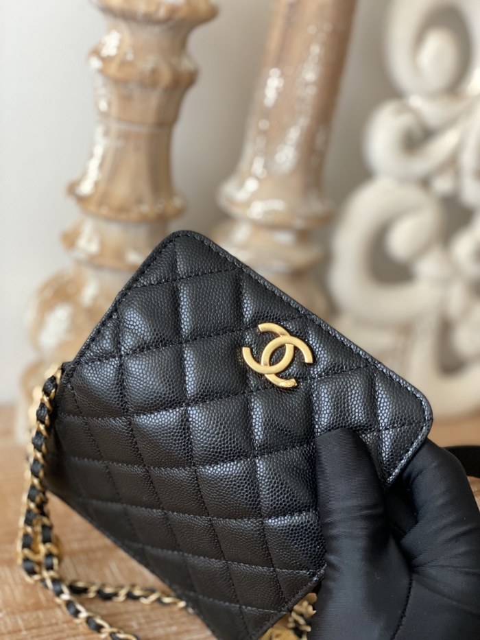  Handbag  Chanel  AP81205  size 9*12.3*3.2 cm