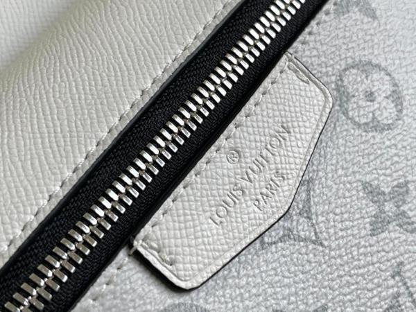 Handbag Louis Vuitton M30873 size 29.5x20x10.5 cm