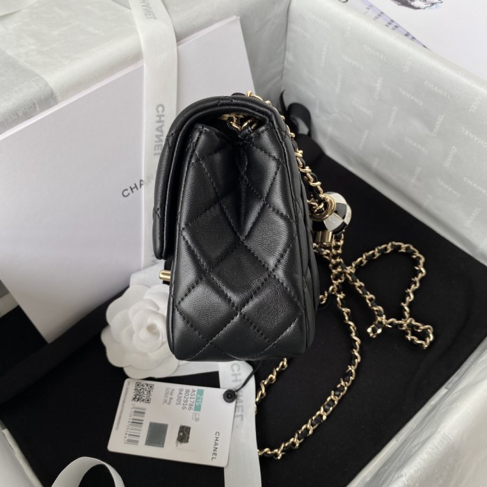  Handbag   Chanel  AS1786  size  17 cm