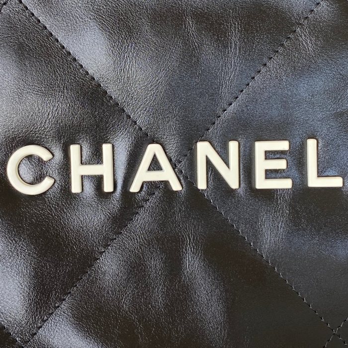  Handbag Chanel  AS3260  size  35x37x7 cm