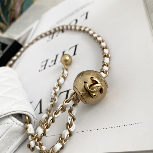 Handbag  Chanel  81462 size  9*10.5*2.5 cm