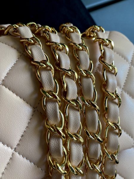  Handbag  Chanel   A01112 size  size 25.5*15.5*6.5 cm