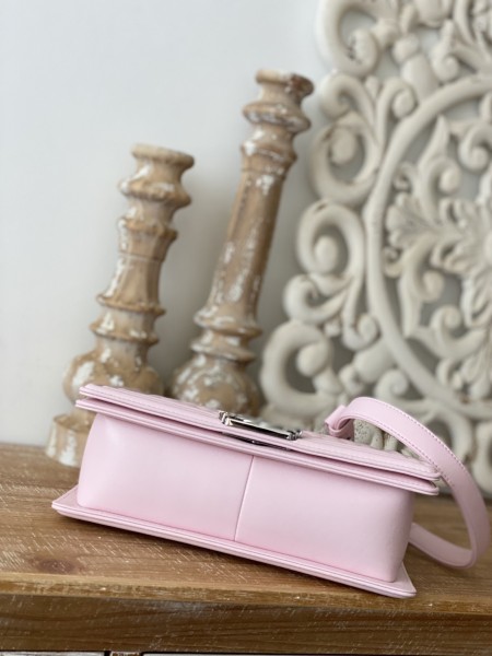  Handbag   Chanel  67086  size  25 cm