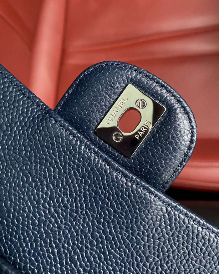  Handbag   Chanel  A01112  size  25.5*15.5*6.5  cm