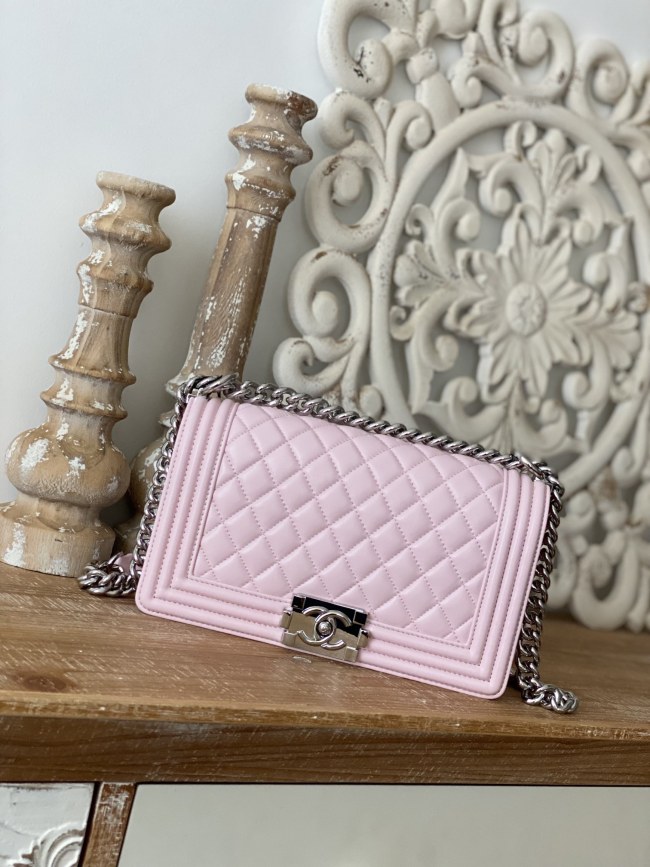  Handbag   Chanel  67086  size  25 cm