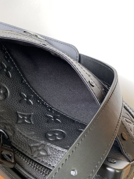 Handbag Louis Vuitton M59163 size 21.5 x 15 x 7 cm