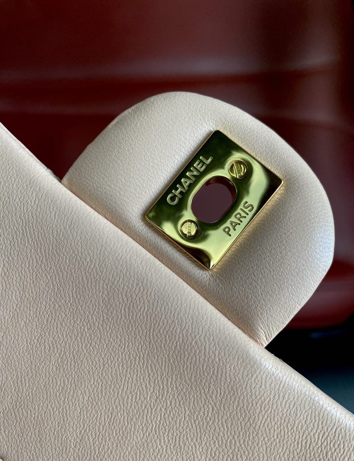  Handbag  Chanel   A01112 size  size 25.5*15.5*6.5 cm