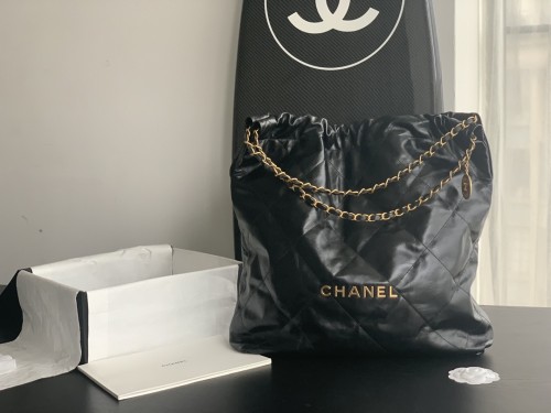  Handbag Chanel  size  48cmx45cmx10 cm