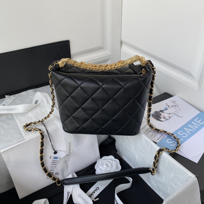 Handbag  Chanel   AS3242  size  18*21*12* cm