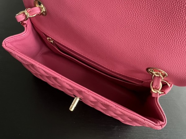  Handbag Chanel  size  20 cm