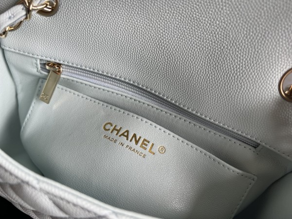  Handbag Chanel  size  20 cm