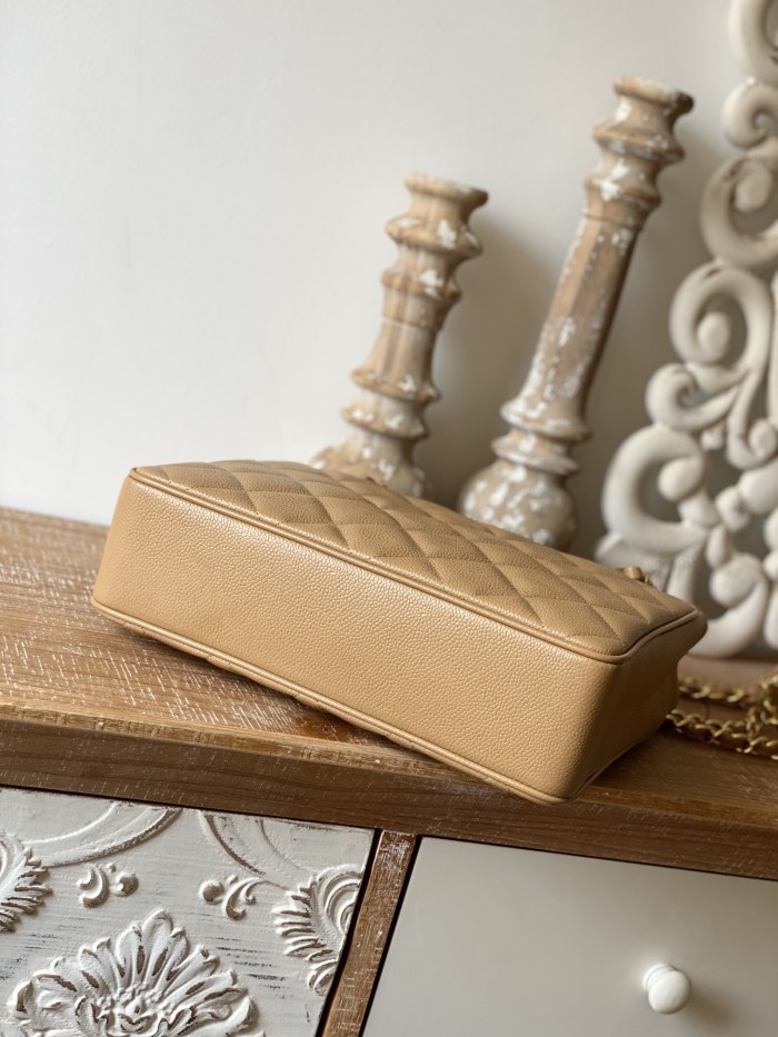  Handbag  Chanel  A98  size  28*9 *23 cm