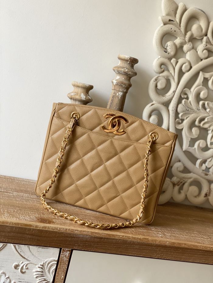  Handbag  Chanel  A98  size  28*9 *23 cm