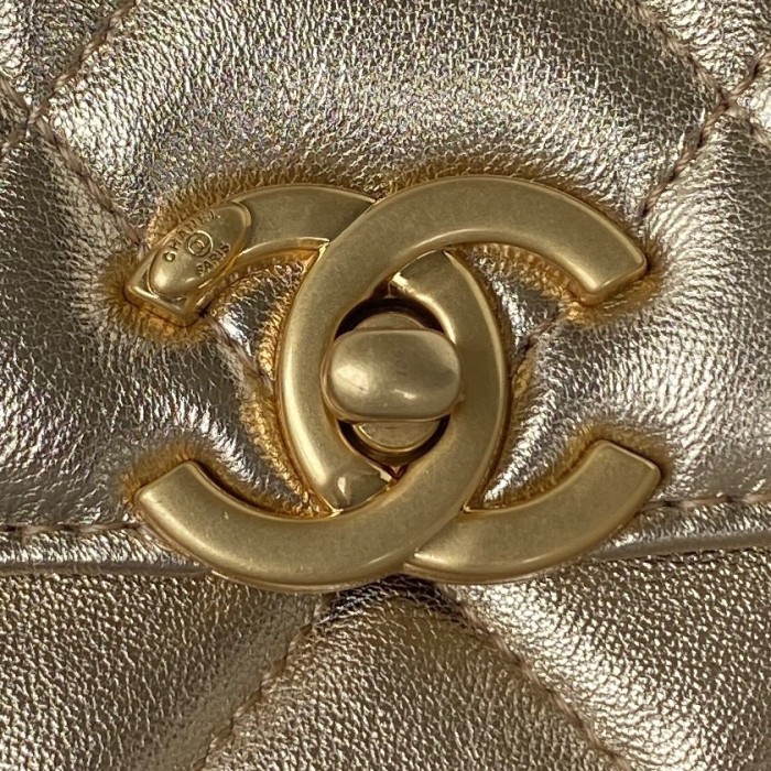 Handbag  Chanel AS3241  size  23*15*7 𝗰𝗺