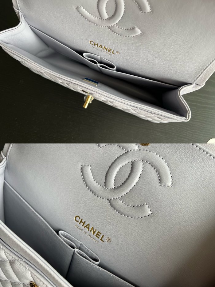  Handbag   Chanel  size 25 cm