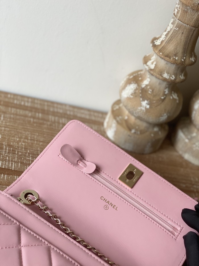 Handbag  Chanel 88632  size  19 cm